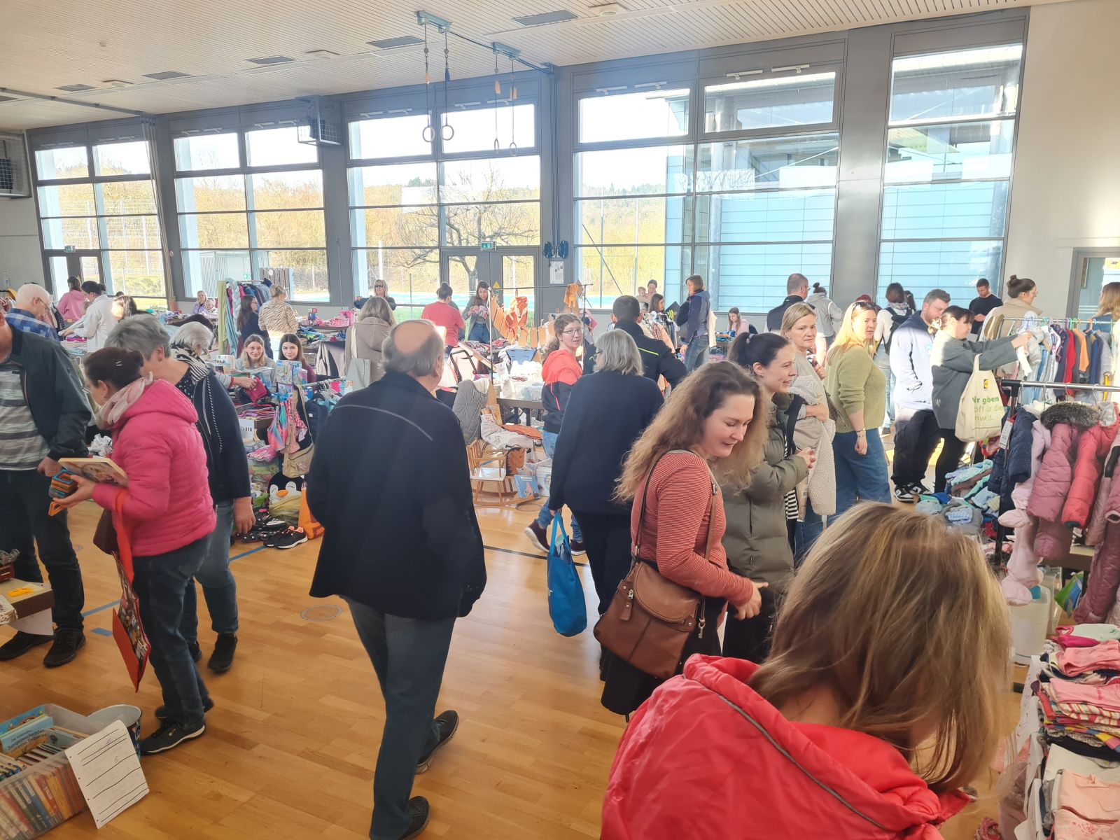 Kinderkleider- und Spielzeugbörse