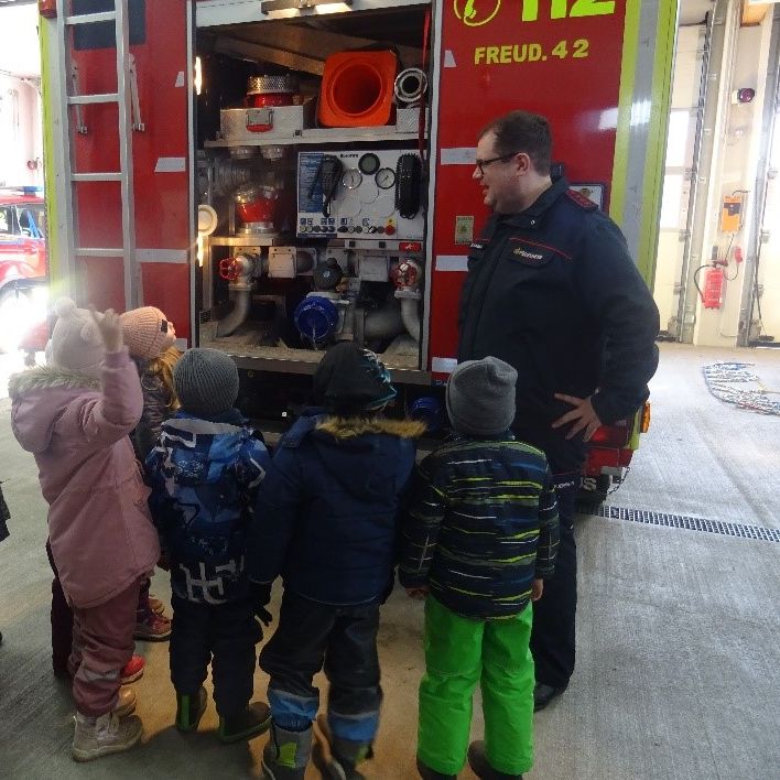 Besuch bei Feuerwehr