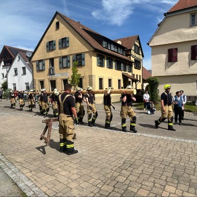 Maibaumfest in der Freudentaler Ortsmitte 